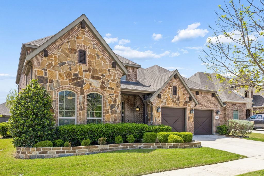 748 Sandbox Drive, Little Elm, TX 76227