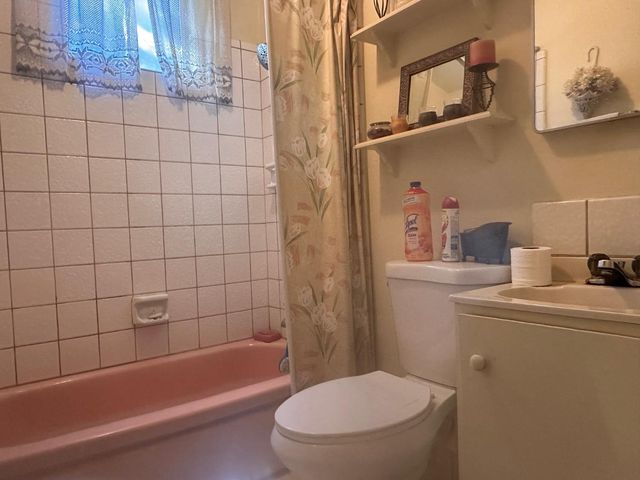 451 S Coolidge Ave, Stockton, CA 95215