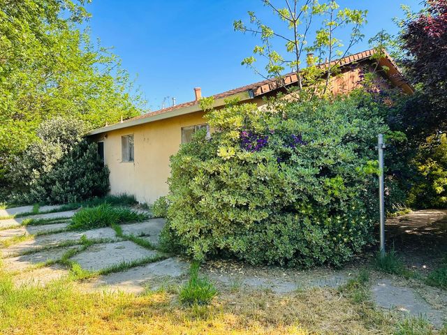 451 S Coolidge Ave, Stockton, CA 95215