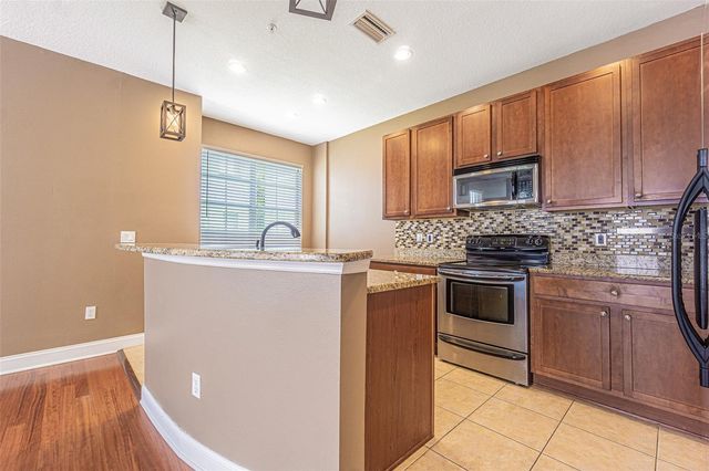 4511 LEGACY PARK DRIVE, Tampa, FL 33611