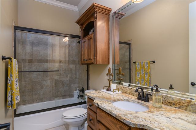 306 Cranbrook Court, Bossier City, LA 71111