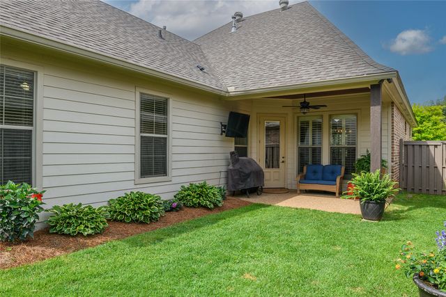 306 Cranbrook Court, Bossier City, LA 71111