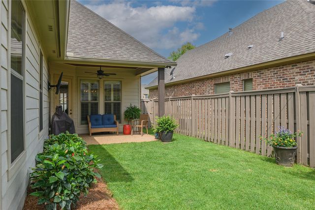 306 Cranbrook Court, Bossier City, LA 71111