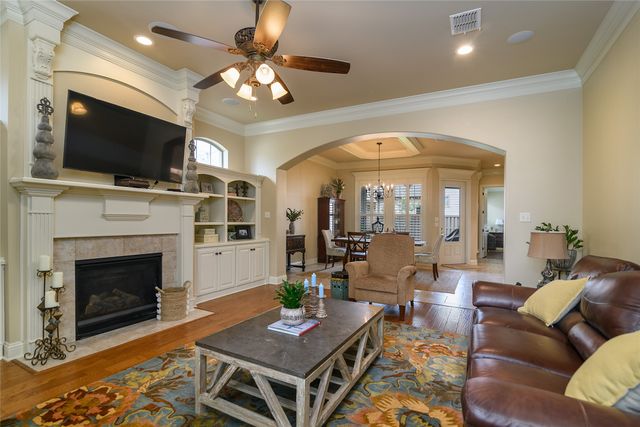 306 Cranbrook Court, Bossier City, LA 71111