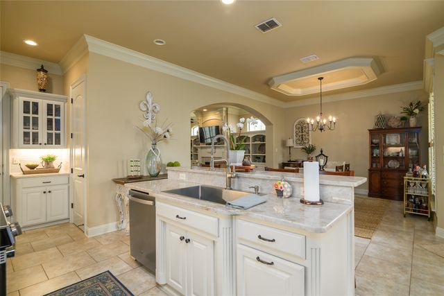 306 Cranbrook Court, Bossier City, LA 71111