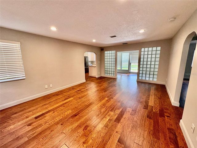 438 LAKEVIEW AVENUE, Winter Park, FL 32789