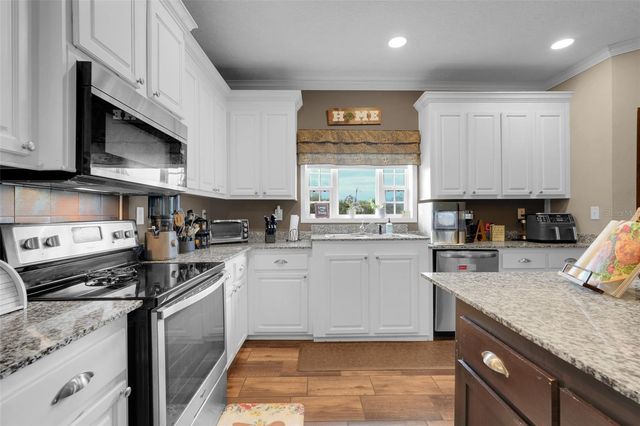 15339 LEE ROAD, Groveland, FL 34736