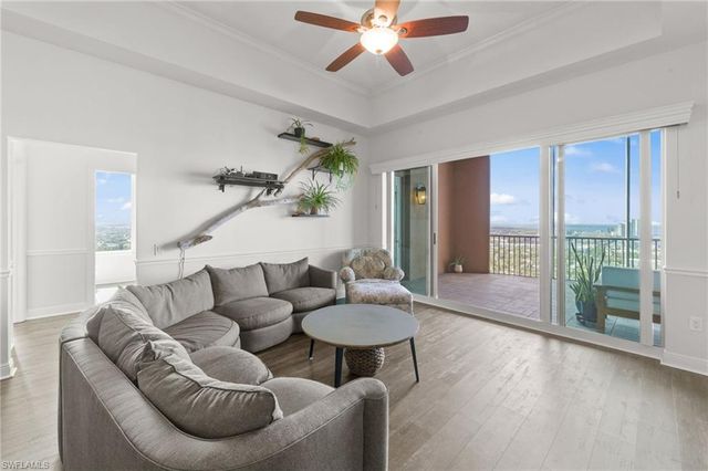 2743 1st ST 2703, Fort Myers, FL 33916