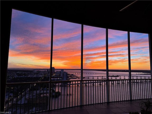 2743 1st ST 2703, Fort Myers, FL 33916