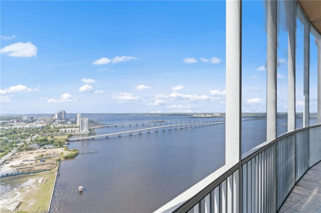 2743 1st ST 2703, Fort Myers, FL 33916