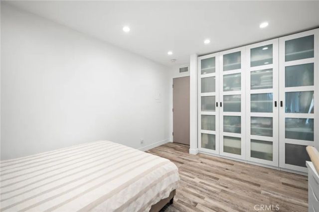 1325 Valley View Road 105, Glendale, CA 91202