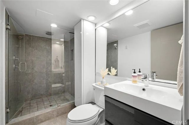 1325 Valley View Road 105, Glendale, CA 91202