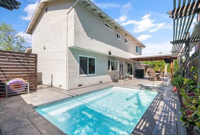 670 Roble Drive, Morgan Hill, CA 95037