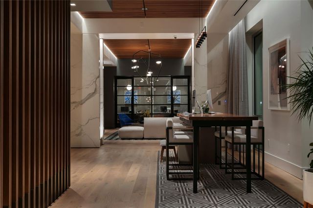 160 Birdsall Street 1322, Houston, TX 77007