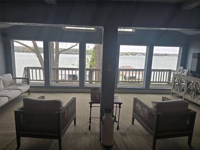 2067 Chaparral Drive, Gainesville, TX 76240