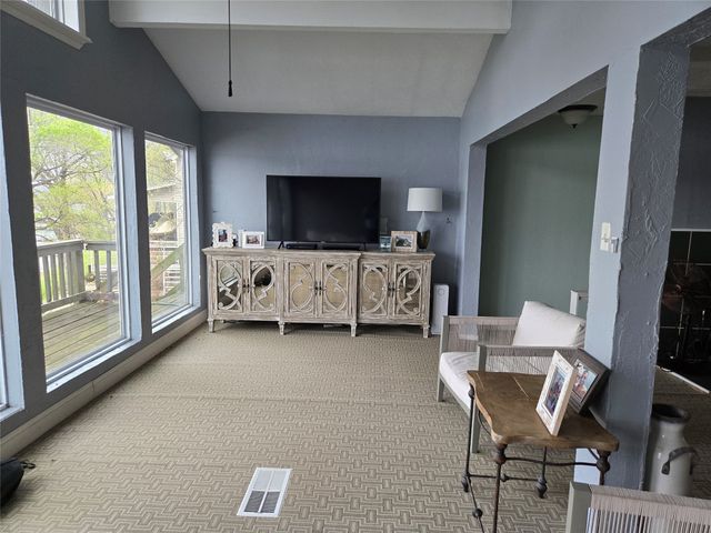 2067 Chaparral Drive, Gainesville, TX 76240