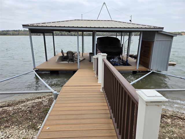 2067 Chaparral Drive, Gainesville, TX 76240