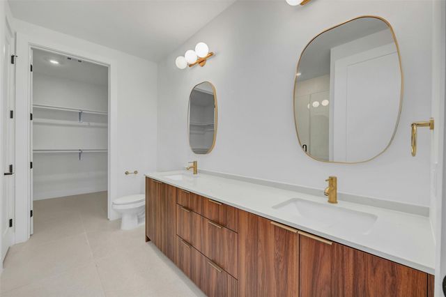 1701 Simond Ave 411, Austin, TX 78723