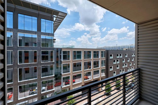 1701 Simond Ave 411, Austin, TX 78723