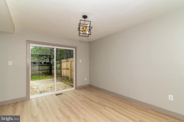 4 MAGNOLIA CT, Sicklerville, NJ 08081