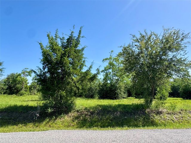 11969 7th St, Santa Fe, TX 77510