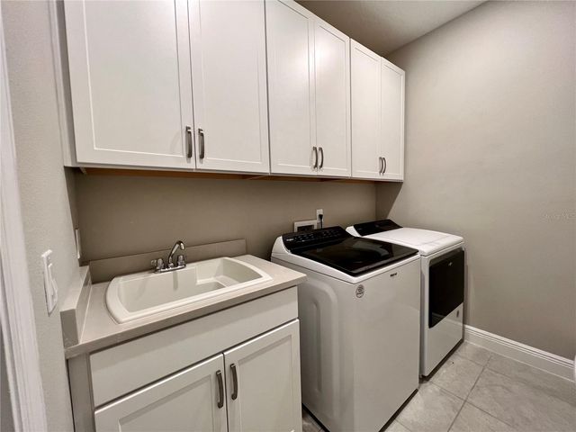 6007 BIMINI TWIST LOOP, Orlando, FL 32819