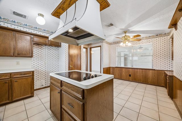 2214 Donegal Court, Deer Park, TX 77536