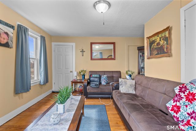 148 Pleasant Street, Enfield, CT 06082