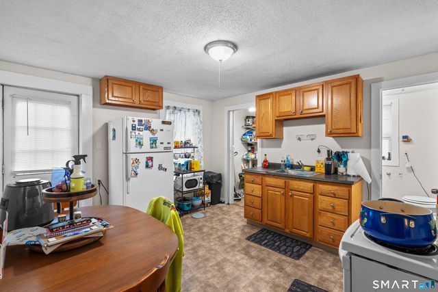 148 Pleasant Street, Enfield, CT 06082