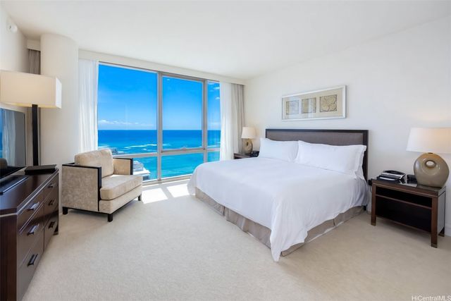 223 Saratoga Road 2410, Honolulu, HI 96815