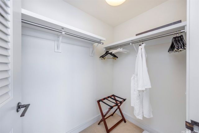 223 Saratoga Road 2410, Honolulu, HI 96815