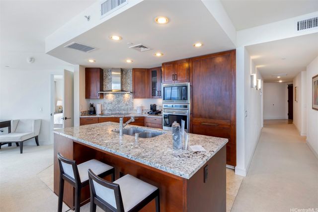 223 Saratoga Road 2410, Honolulu, HI 96815