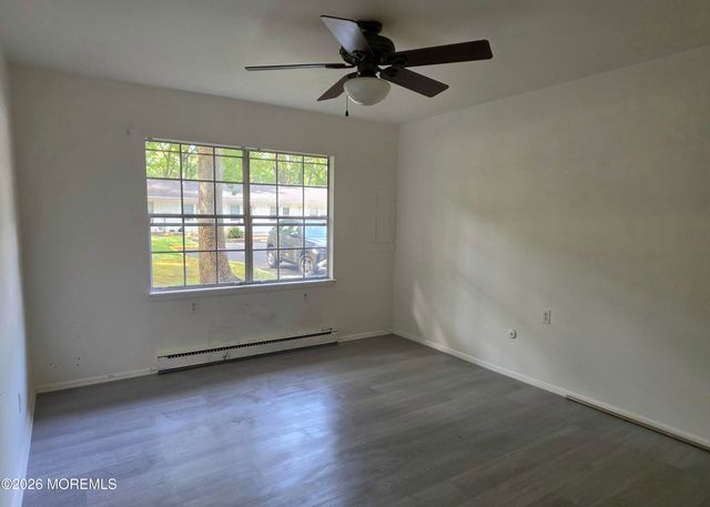 139A Farrington Court, Lakewood, NJ 08701