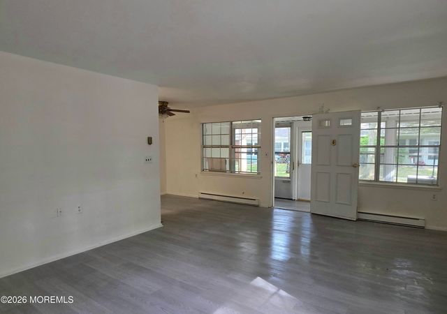 139A Farrington Court, Lakewood, NJ 08701