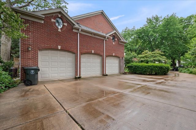 9035 Keystone Avenue, Skokie, IL 60076