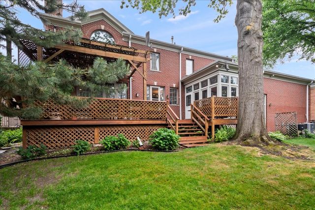 9035 Keystone Avenue, Skokie, IL 60076