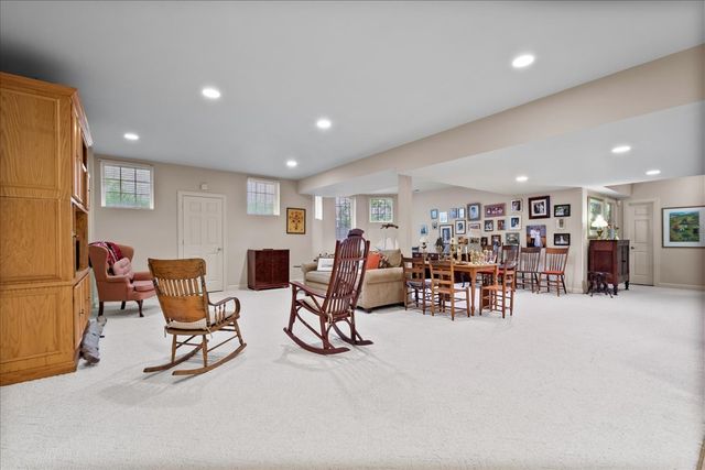 9035 Keystone Avenue, Skokie, IL 60076