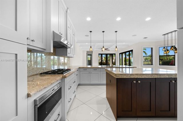 16796 Strasbourg Ln, Delray Beach, FL 33446