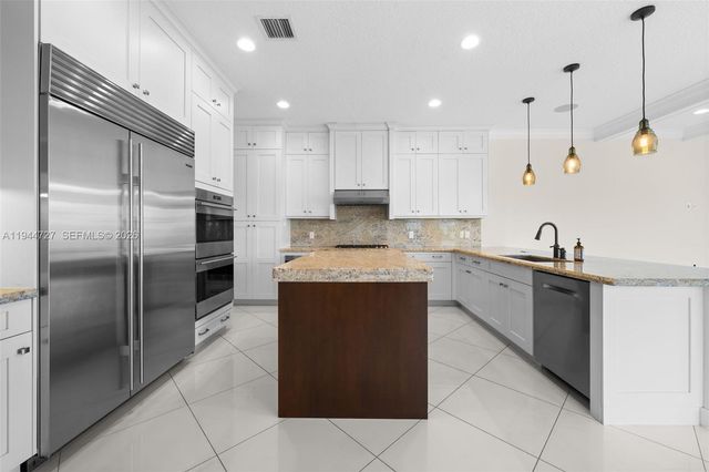 16796 Strasbourg Ln, Delray Beach, FL 33446