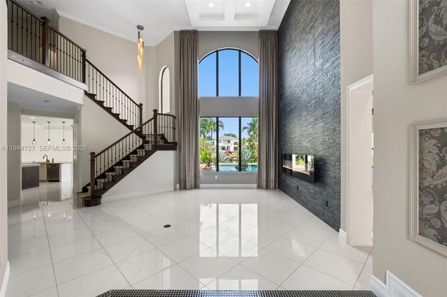 16796 Strasbourg Ln, Delray Beach, FL 33446