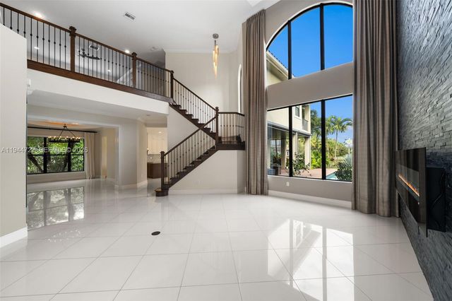 16796 Strasbourg Ln, Delray Beach, FL 33446