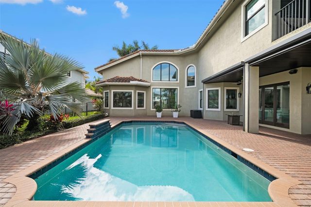 16796 Strasbourg Ln, Delray Beach, FL 33446