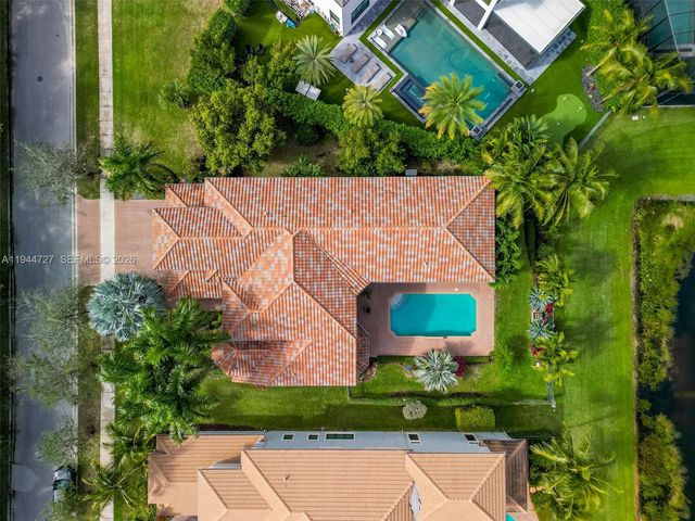 16796 Strasbourg Ln, Delray Beach, FL 33446