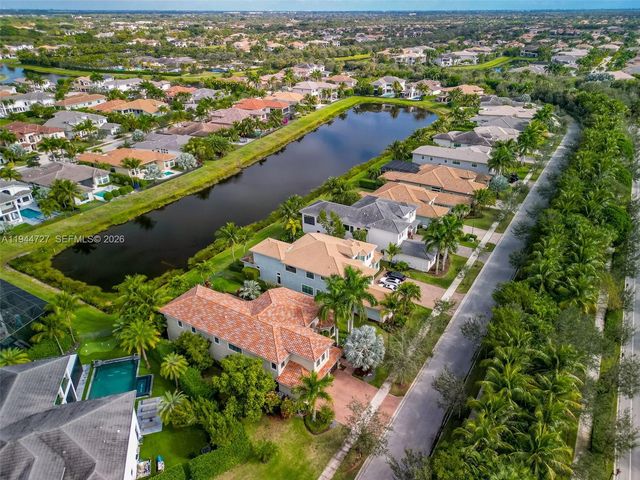 16796 Strasbourg Ln, Delray Beach, FL 33446