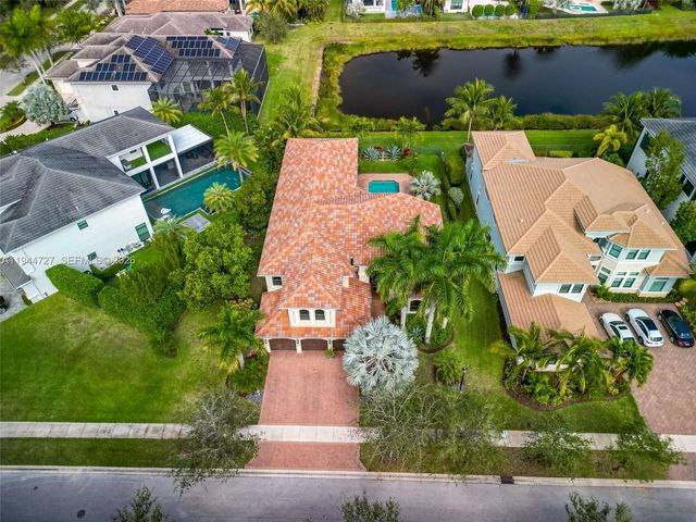 16796 Strasbourg Ln, Delray Beach, FL 33446
