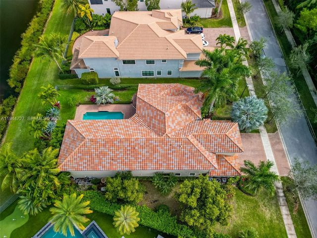 16796 Strasbourg Ln, Delray Beach, FL 33446