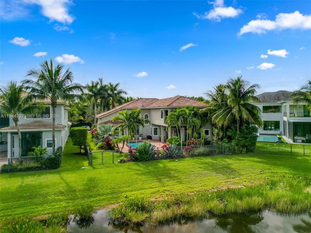 16796 Strasbourg Ln, Delray Beach, FL 33446
