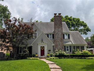 631 W 66th Terrace, Kansas City, MO 64113