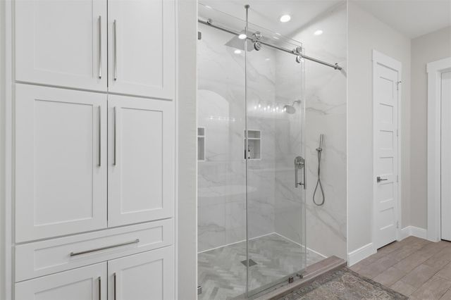 8801 County Road 79, Iowa Colony, TX 77583