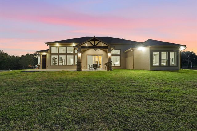 8801 County Road 79, Iowa Colony, TX 77583